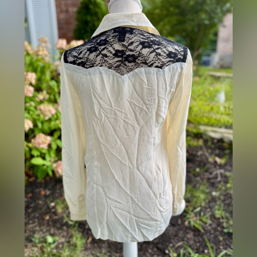 NWT True Religion Silk Women’s Long Sleeve Lace Cream Blouse Size Small Petite - Picture 2 of 14